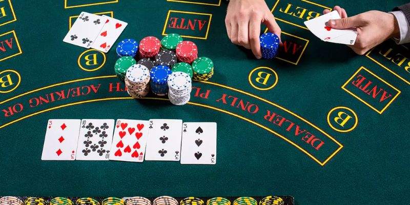 Poker là game bài đòi hỏi tư duy và kỹ thuật tốt